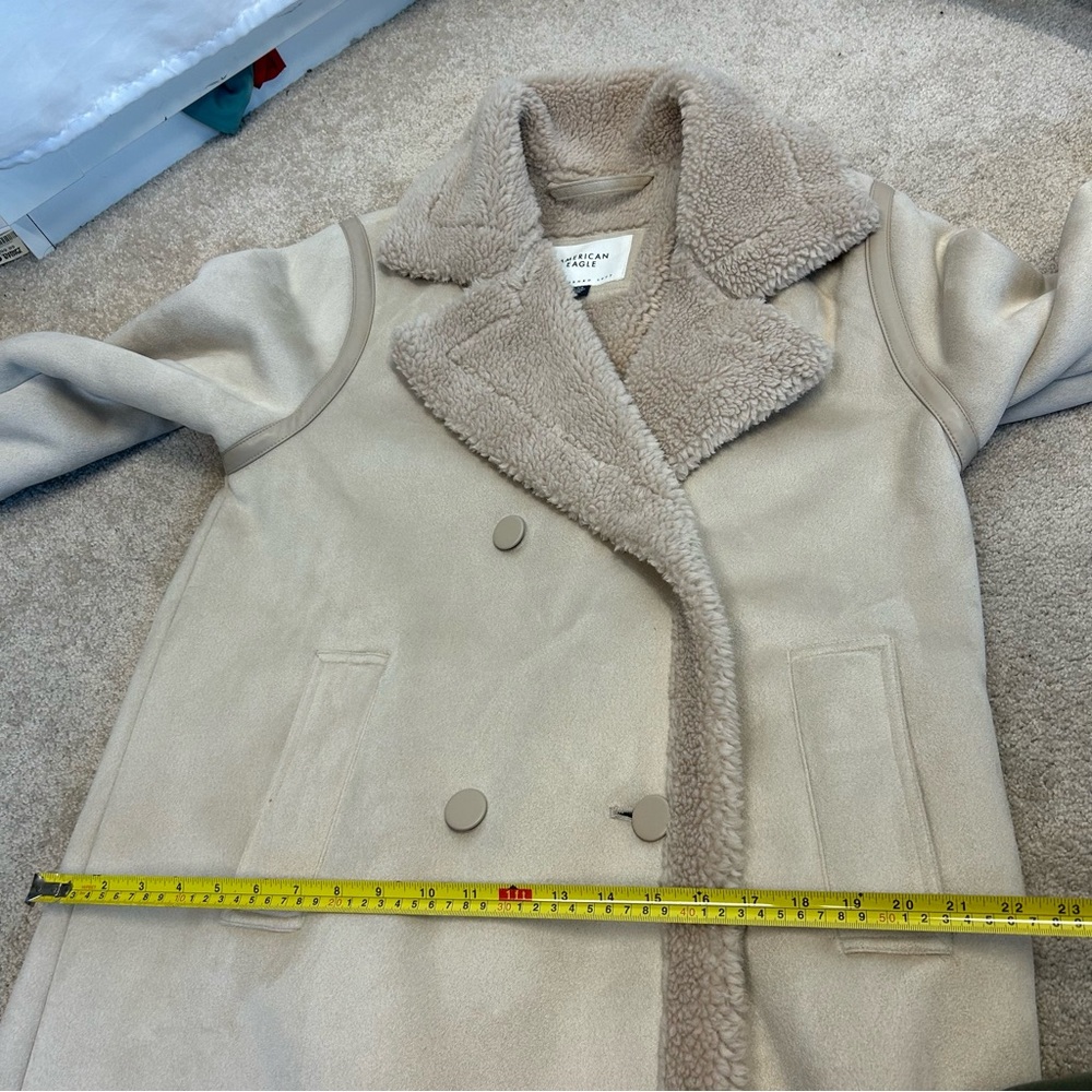 American Eagle double-breasted Vegan faux shearling coat light beige cream Sz L - Picture 10 of 14